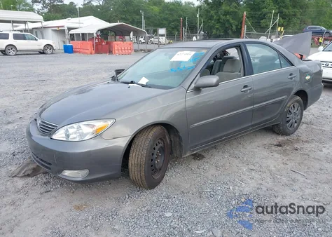 2004 Toyota Camry Xle z USA, uszkodzony, nr VIN 4T1BE32K34U920533